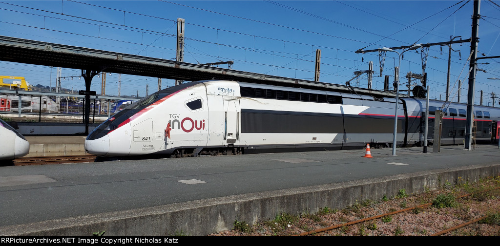 SNCF TGV INOUI 841